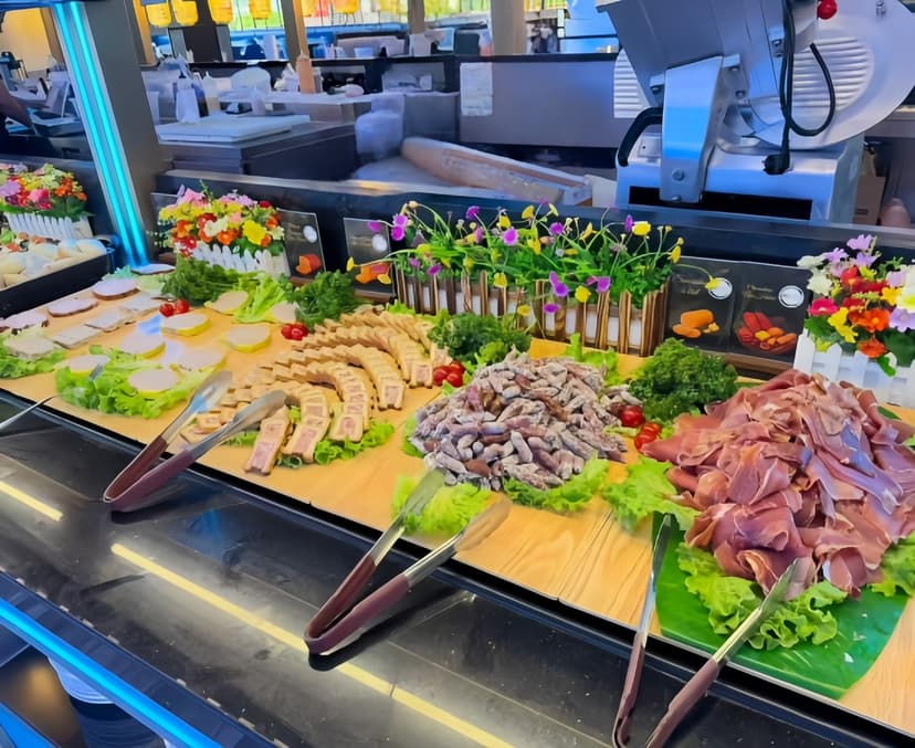 Buffet de charcuteries et terrines